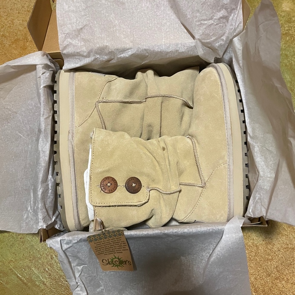 Skechers Keepsake Suede and Faux Fur Lined Boots